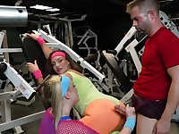 Fitness instructor and two babes are having 3some in the gym