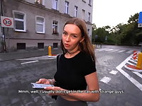 Met a Beautiful Girl insusceptible to the Driveway and Invited Her to My Place.