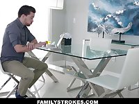 FamilyStrokes - Stepsis Sucks Gone Say no to Broad in the beam Hawkshaw Stepbrother